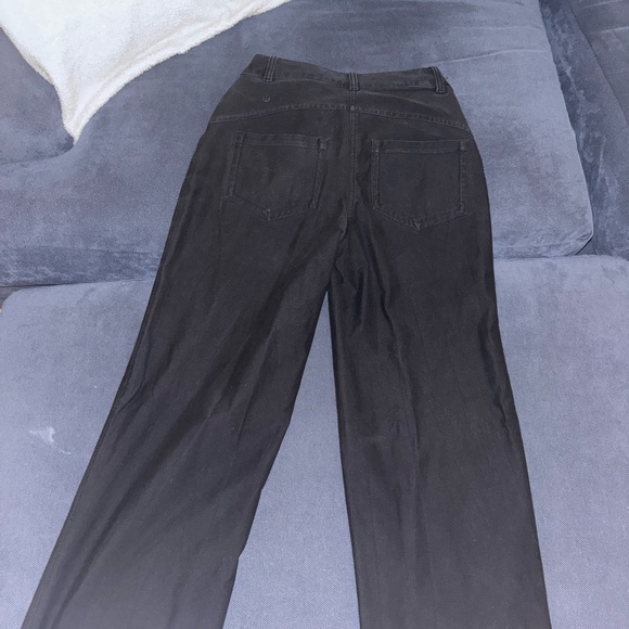 Lululemon Black Straight Leg Pants - Picture 1 of 2